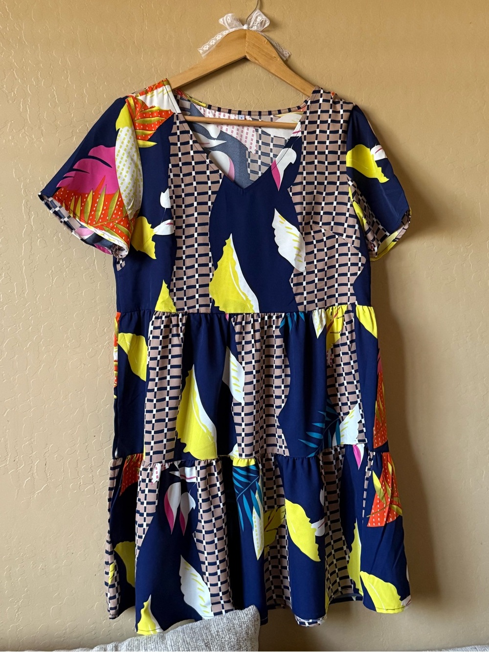 Boutique Tropical Leaf Print Tiered Mini Dress Women’s Small Navy Geometric Boho